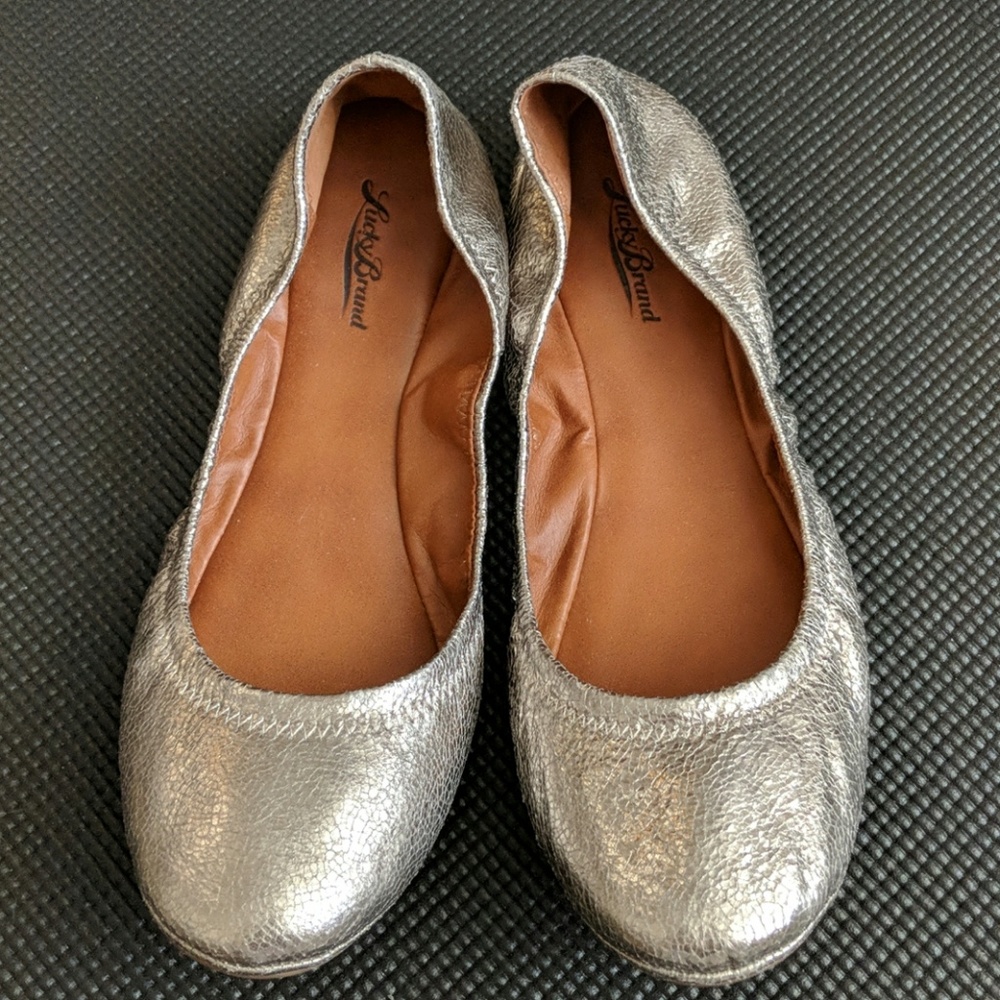 Silver/champagne tone Lucky Brand leather flats